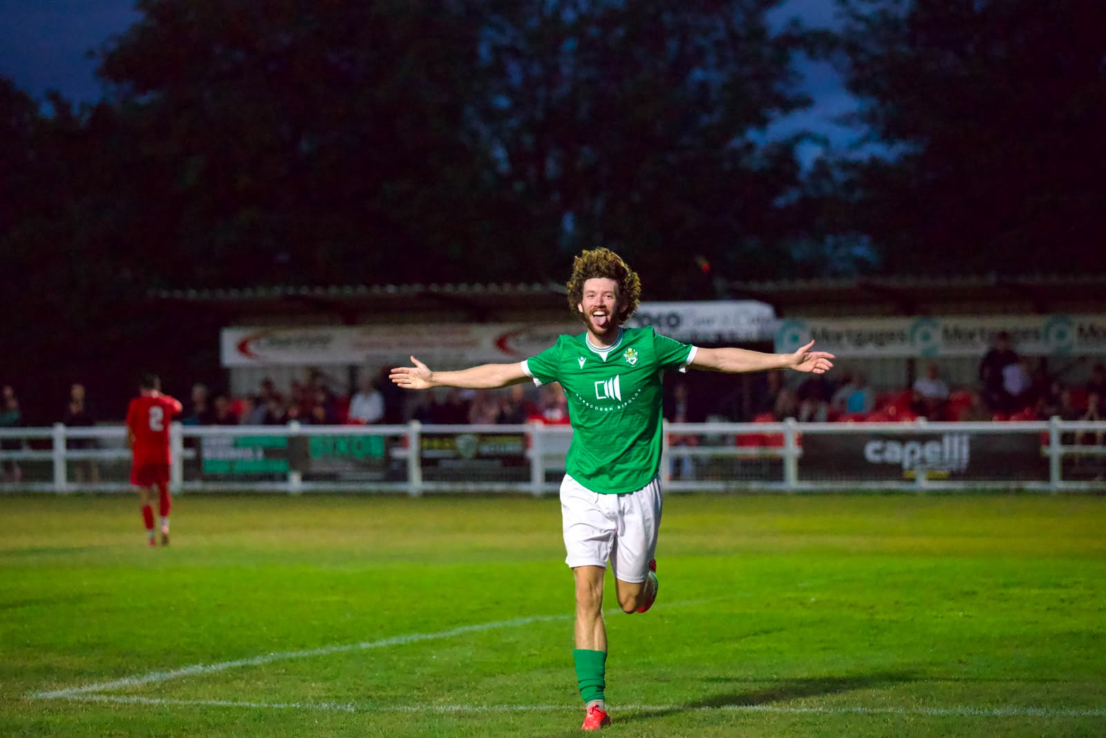 Five-Star Linnets Make It Two Wins from Two